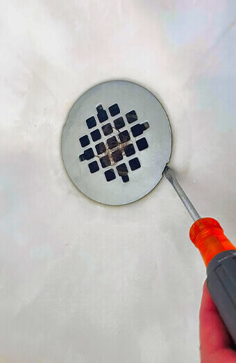 https://blockeddrainsapplecross.com.au/uploads/2025/07/blocked-shower-drains-73622.jpg