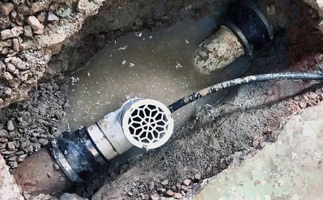 https://blockeddrainsapplecross.com.au/uploads/2025/07/hero-blocked-sewers-48271.jpg